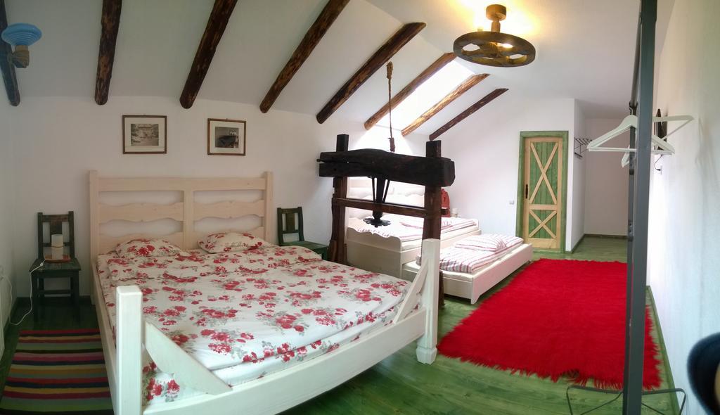 Casa Moeciu Family Hotel Moieciu de Jos Cameră foto